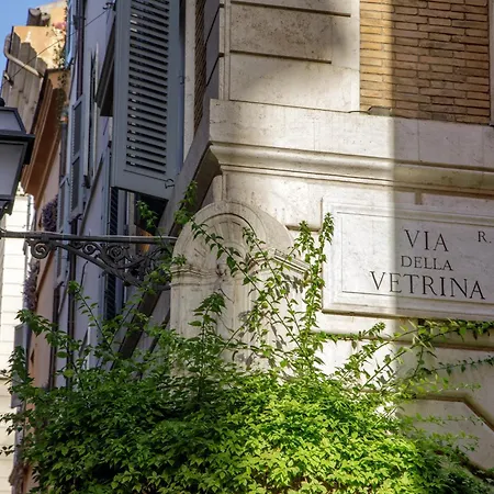 The Right Place 4u Navona Luxury Guest house