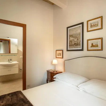 The Right Place 4u Navona Luxury Vendégház 4*
