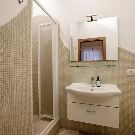 Gasthof The Right Place 4u Navona Luxury 5*