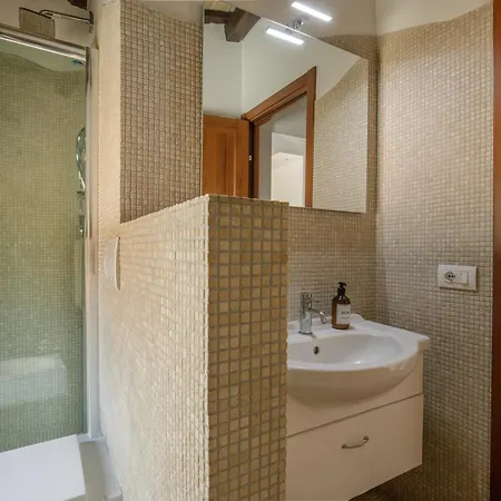 The Right Place 4u Navona Luxury Gasthof